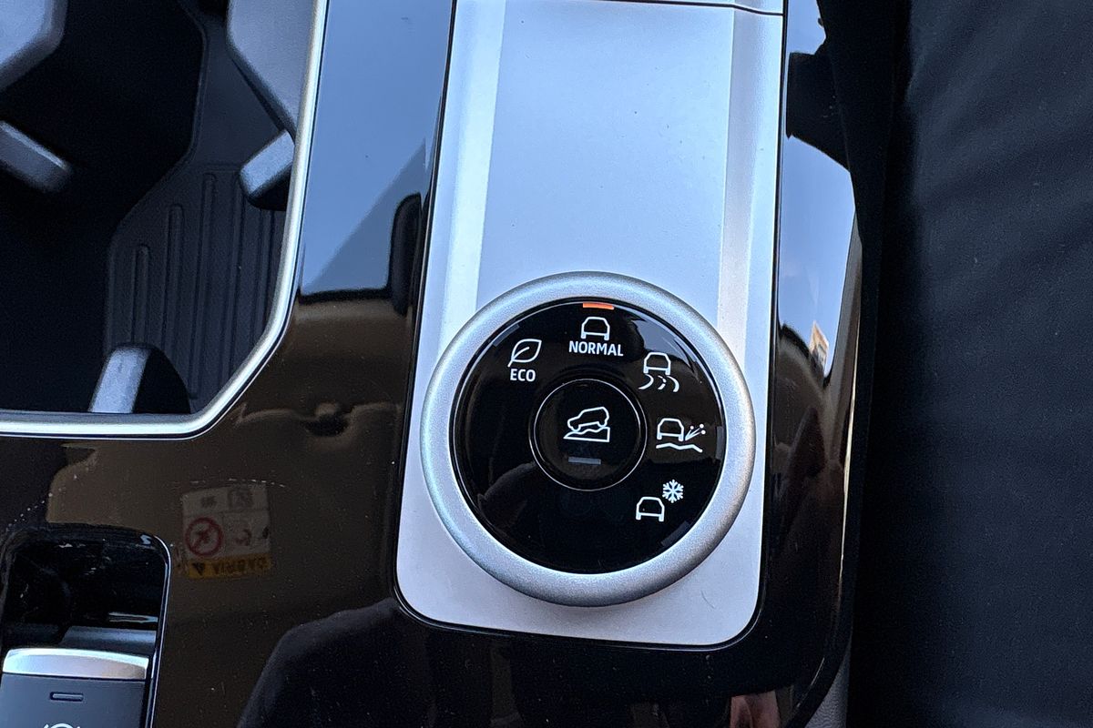 2025 Mitsubishi Outlander Aspire ZM
