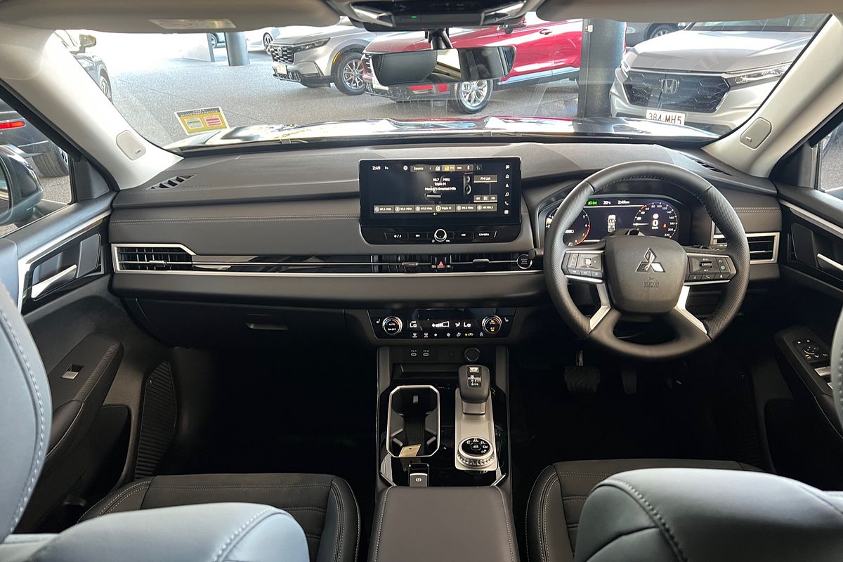 2025 Mitsubishi Outlander Aspire ZM