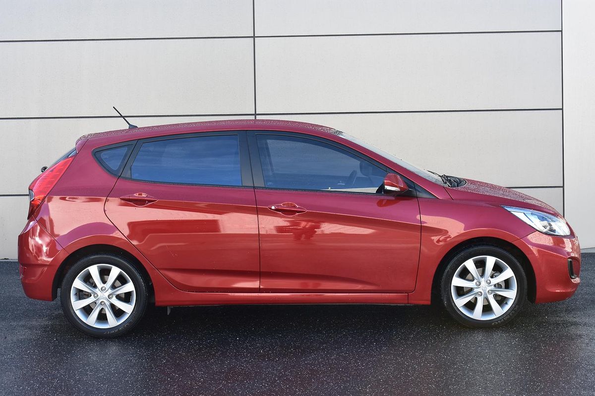 2019 Hyundai Accent Sport RB6