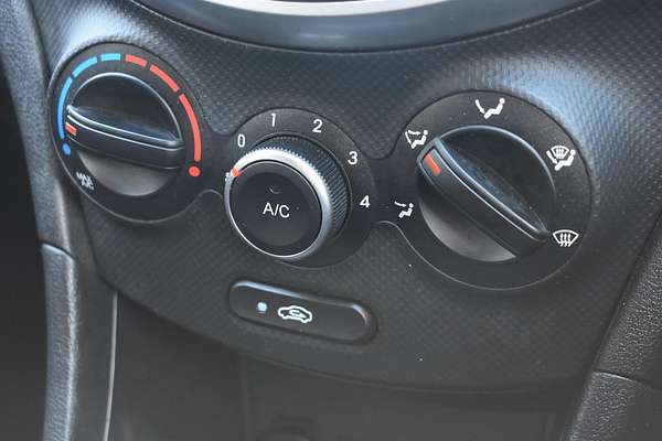 2019 Hyundai Accent Sport RB6