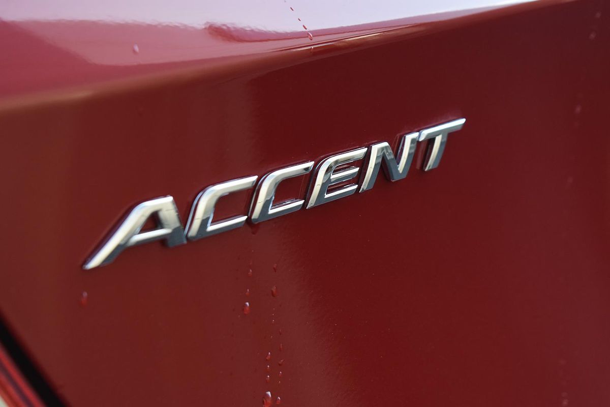 2019 Hyundai Accent Sport RB6