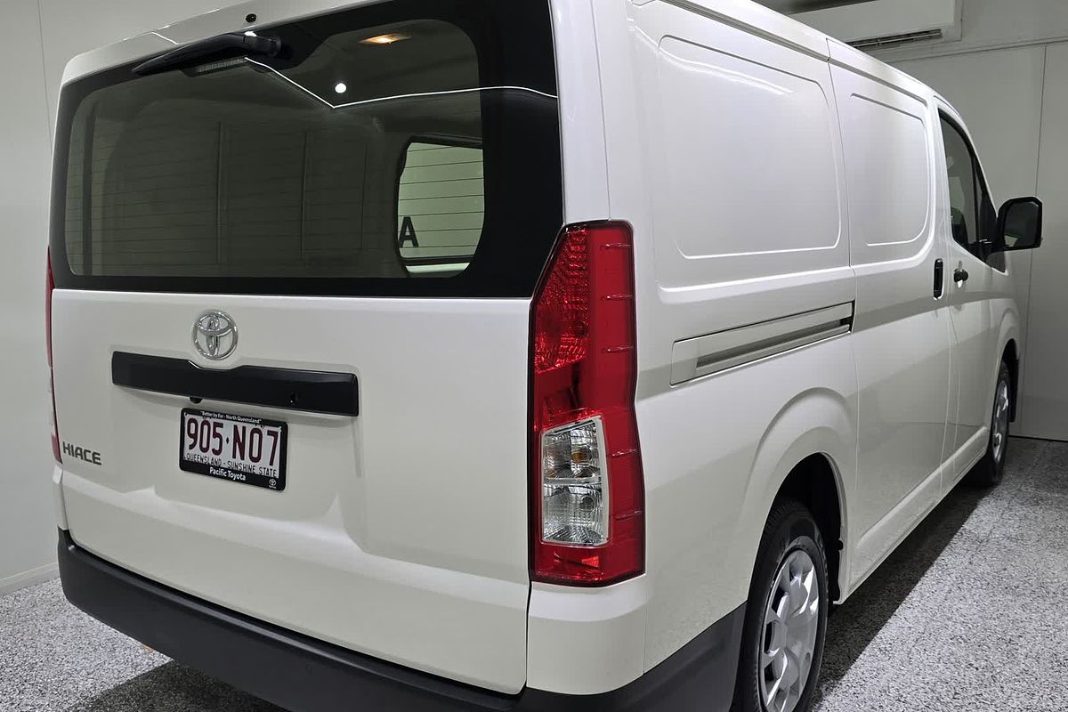 2025 Toyota Hiace GDH300R LWB