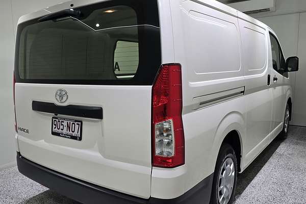 2025 Toyota Hiace GDH300R LWB