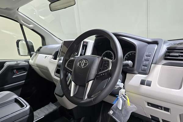 2025 Toyota Hiace GDH300R LWB