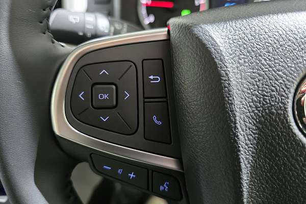2025 Toyota Hiace GDH300R LWB