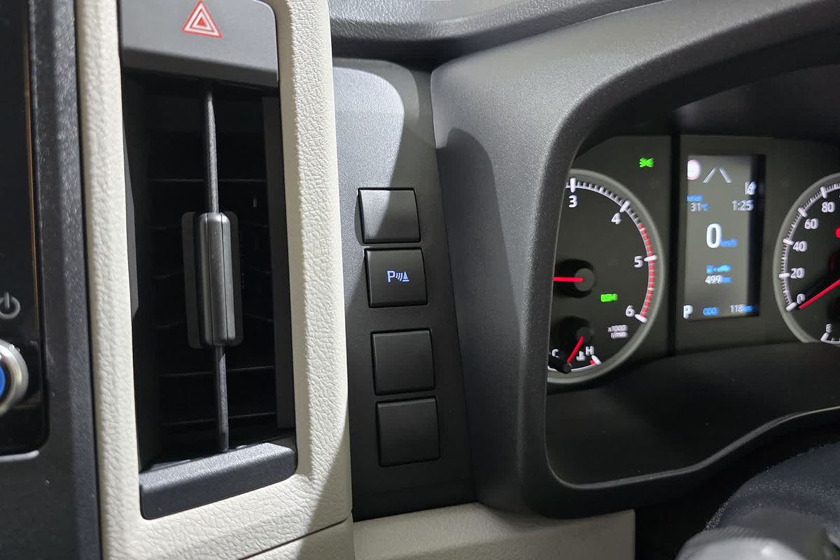 2025 Toyota Hiace GDH300R LWB