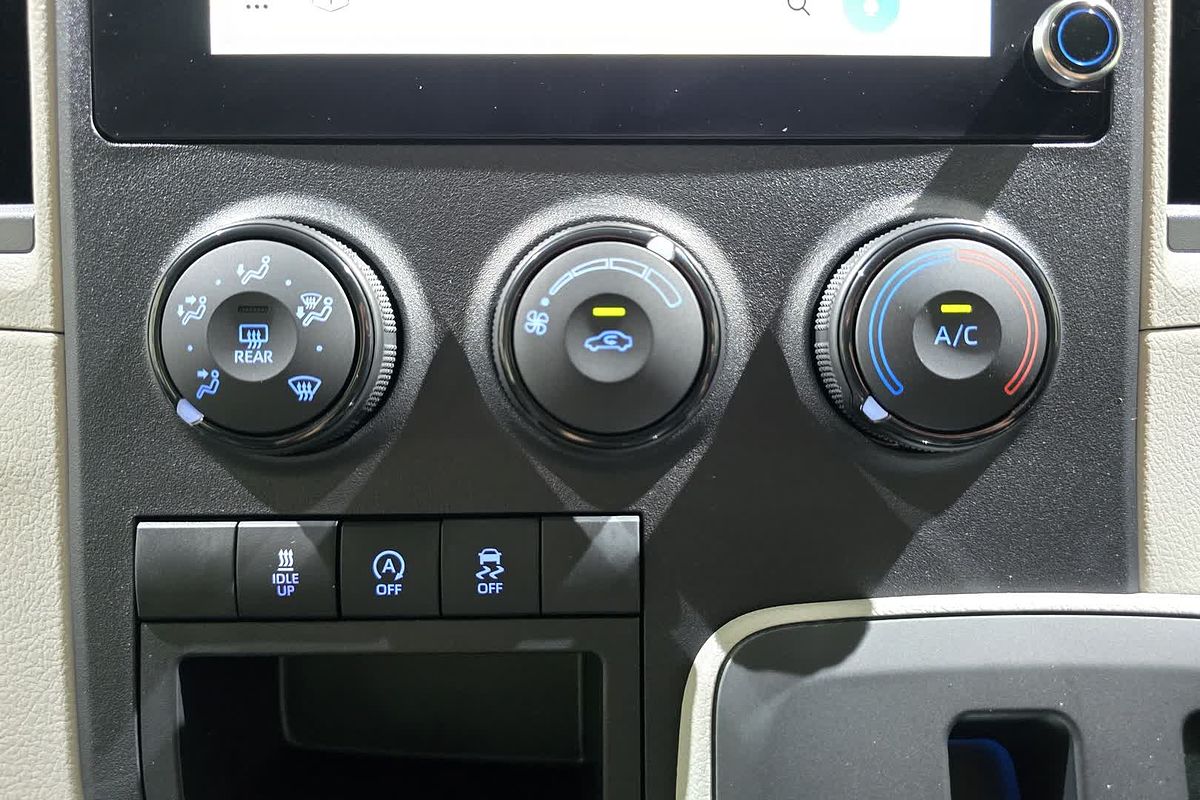 2025 Toyota Hiace GDH300R LWB