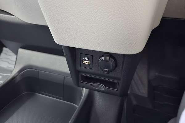 2025 Toyota Hiace GDH300R LWB