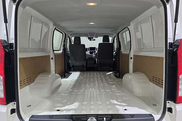 2025 Toyota Hiace GDH300R LWB