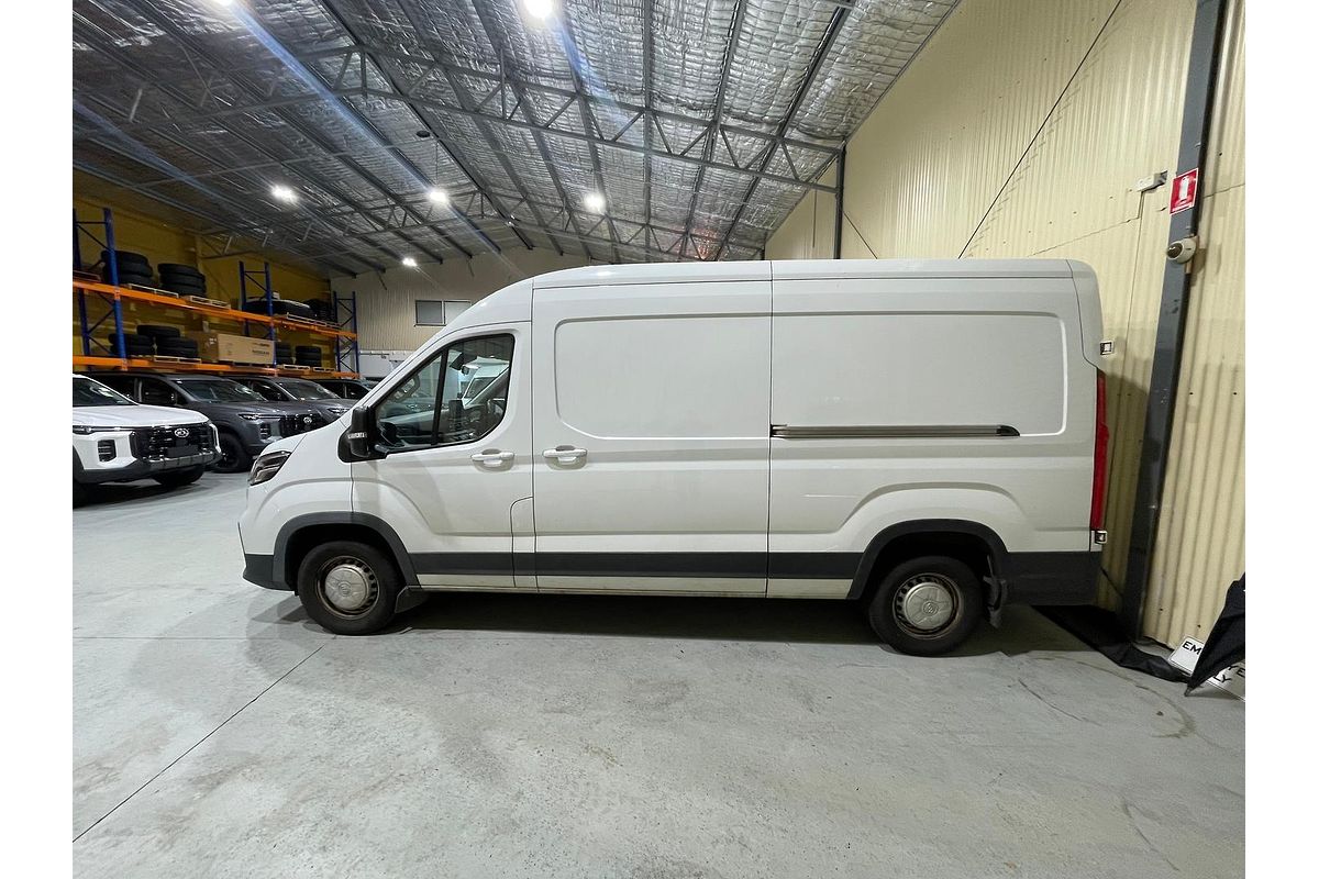 2022 LDV Deliver 9 LWB