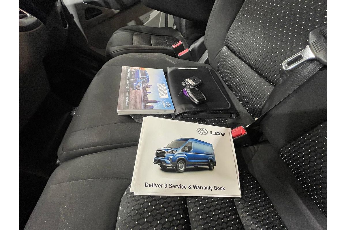 2022 LDV Deliver 9 LWB