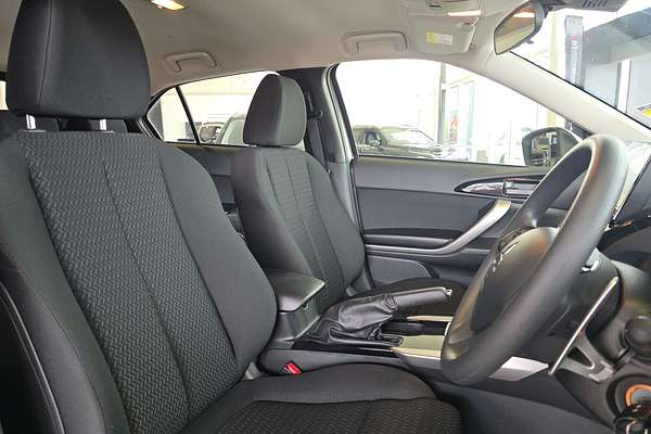 2024 Mitsubishi Eclipse Cross ES YB