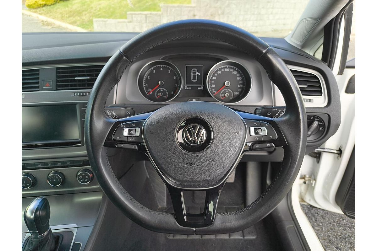 2015 Volkswagen Golf 92TSI Trendline 7