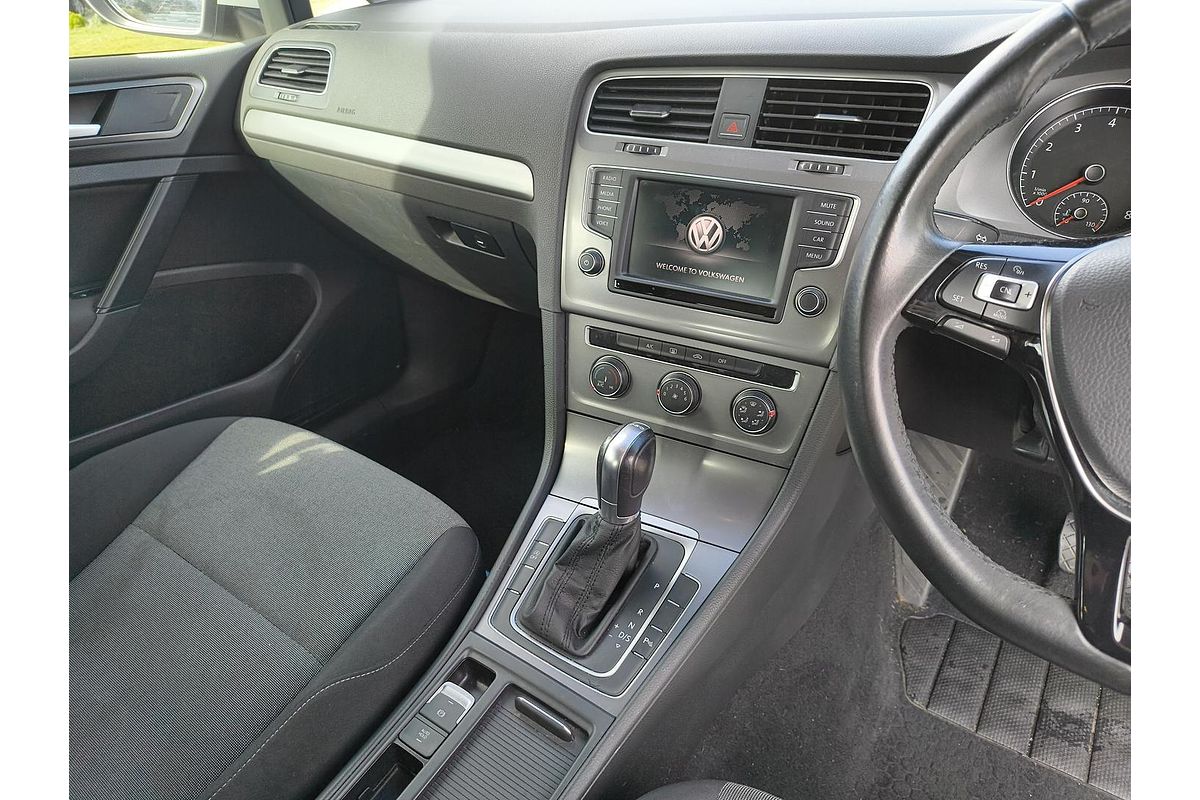 2015 Volkswagen Golf 92TSI Trendline 7