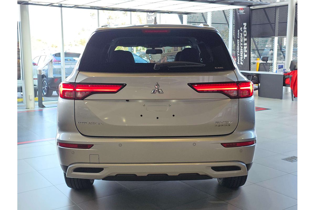 2025 Mitsubishi Outlander PHEV Aspire ZM