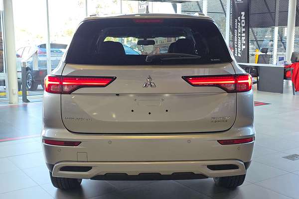 2025 Mitsubishi Outlander PHEV Aspire ZM