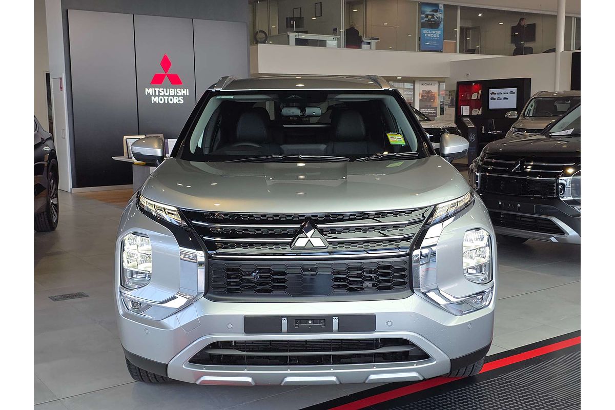 2025 Mitsubishi Outlander PHEV Aspire ZM