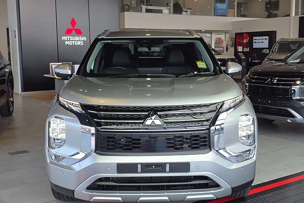 2025 Mitsubishi Outlander PHEV Aspire ZM