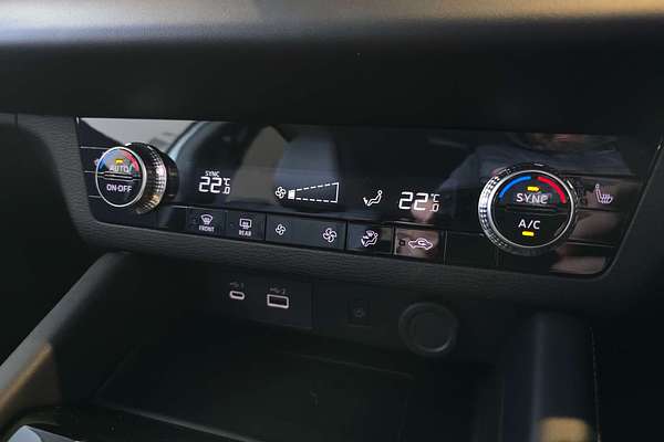 2025 Mitsubishi Outlander PHEV Aspire ZM
