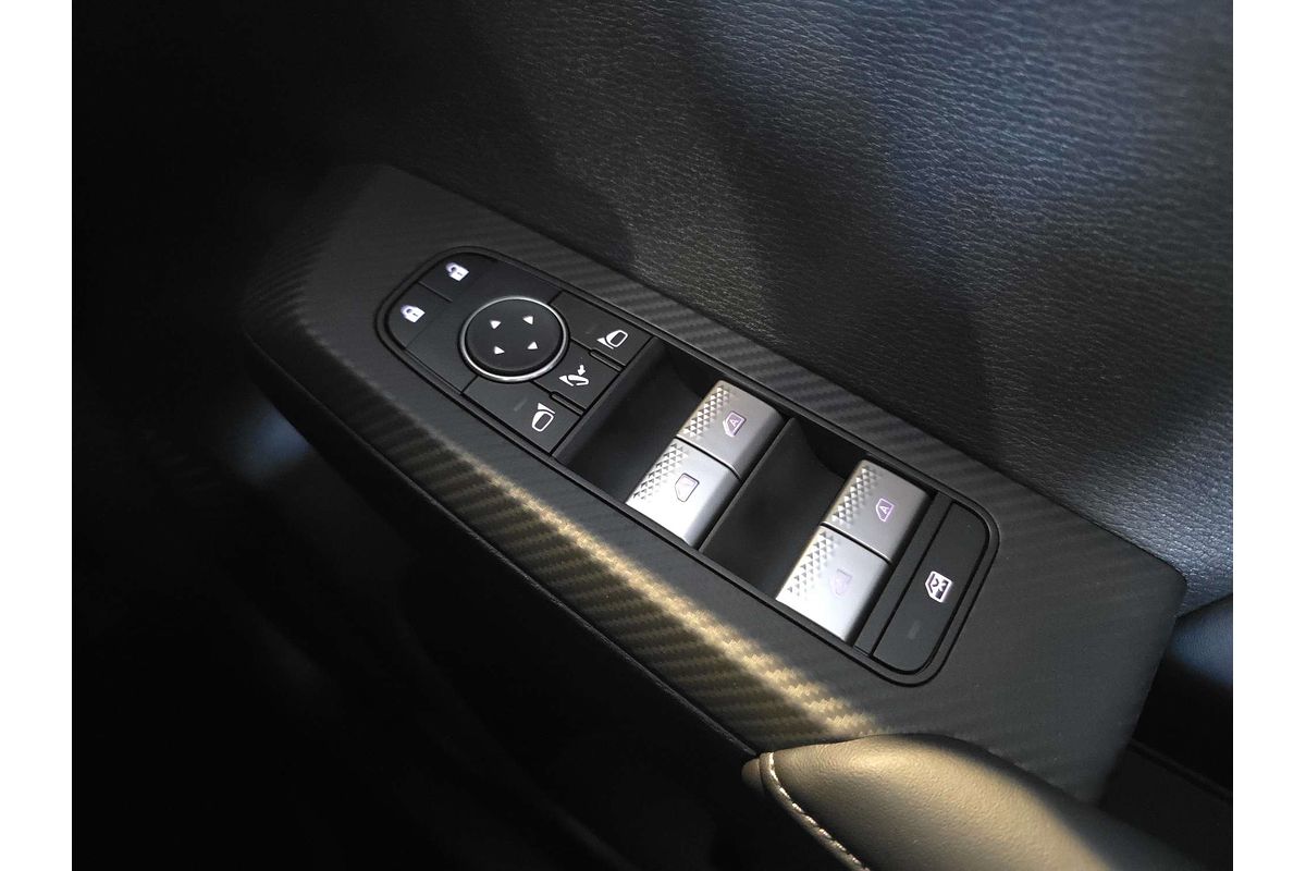 2025 Mitsubishi Outlander PHEV Aspire ZM