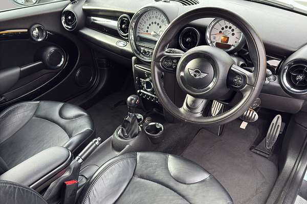 2012 MINI Cooper HATCH 6A 2DR 1.6L