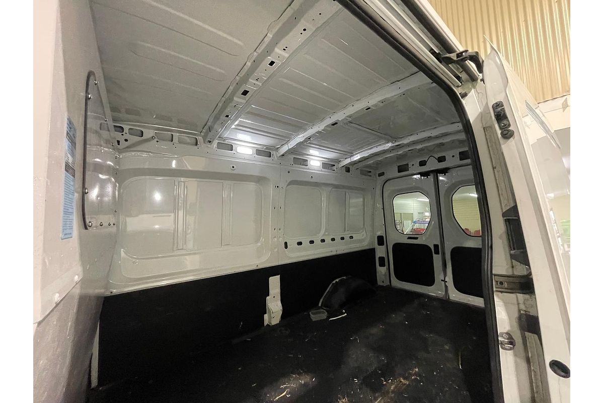 2022 LDV Deliver 9 LWB