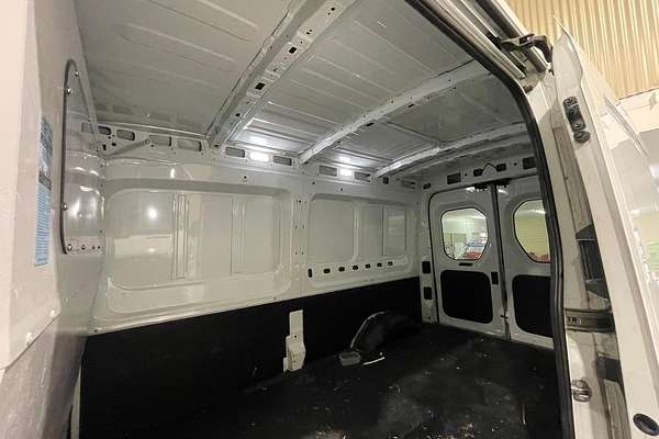 2022 LDV Deliver 9 LWB