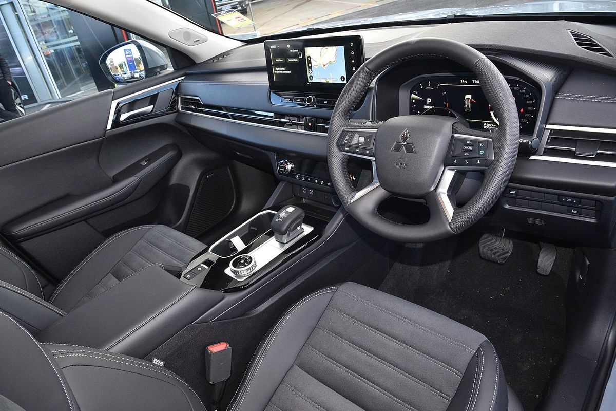 2025 Mitsubishi Outlander Aspire ZM