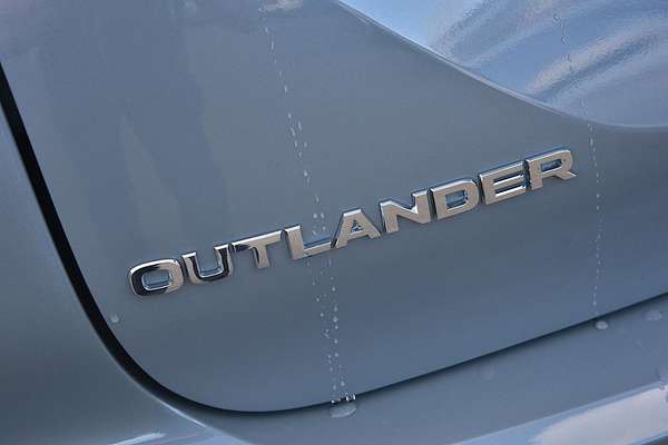 2025 Mitsubishi Outlander Aspire ZM