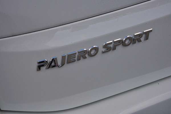 2024 Mitsubishi Pajero Sport GLS QG
