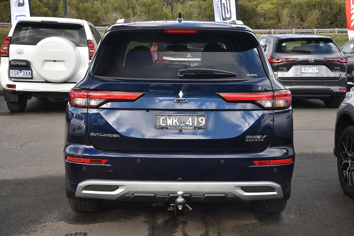 2024 Mitsubishi Outlander PHEV Exceed ZM