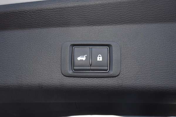 2025 Mitsubishi Outlander Exceed ZM
