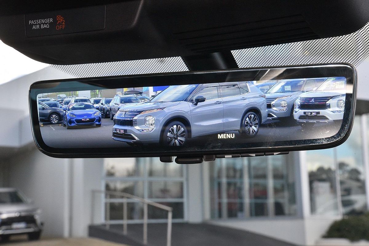 2025 Mitsubishi Outlander Exceed ZM