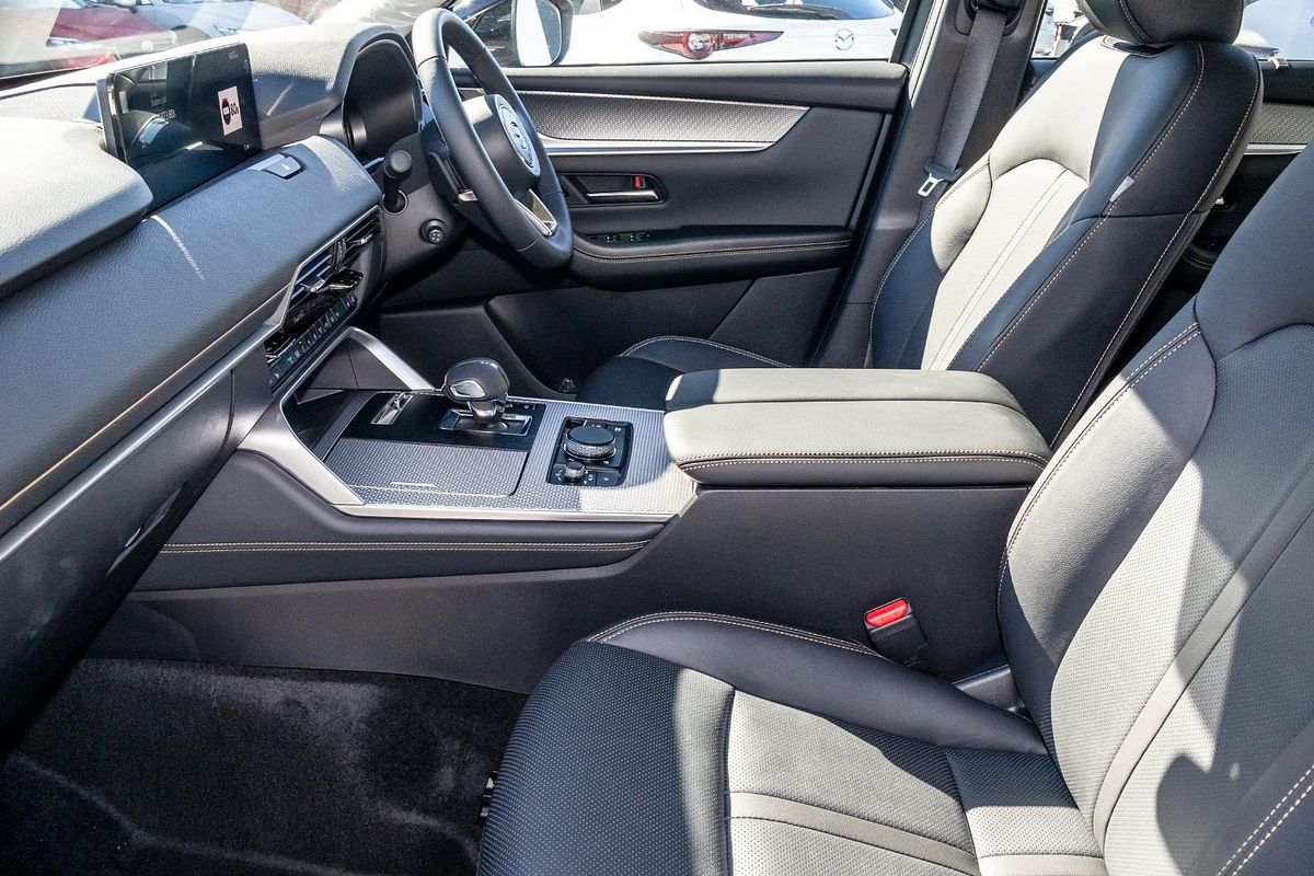 2024 Mazda CX-70 G50e GT KJ