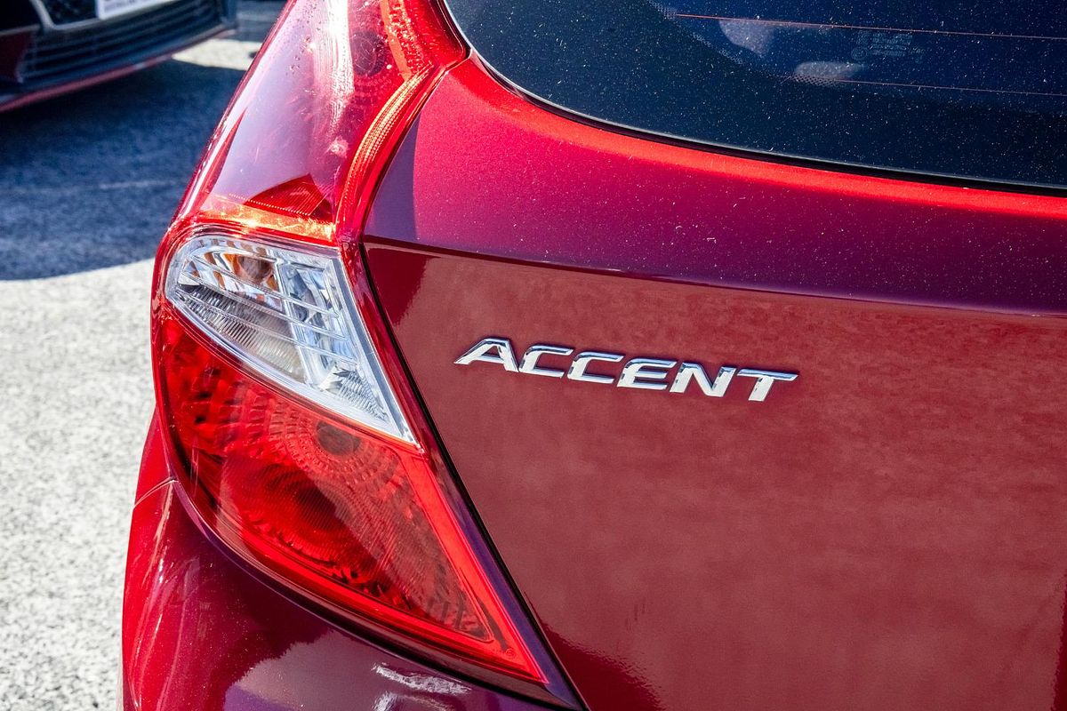 2018 Hyundai Accent Sport RB6