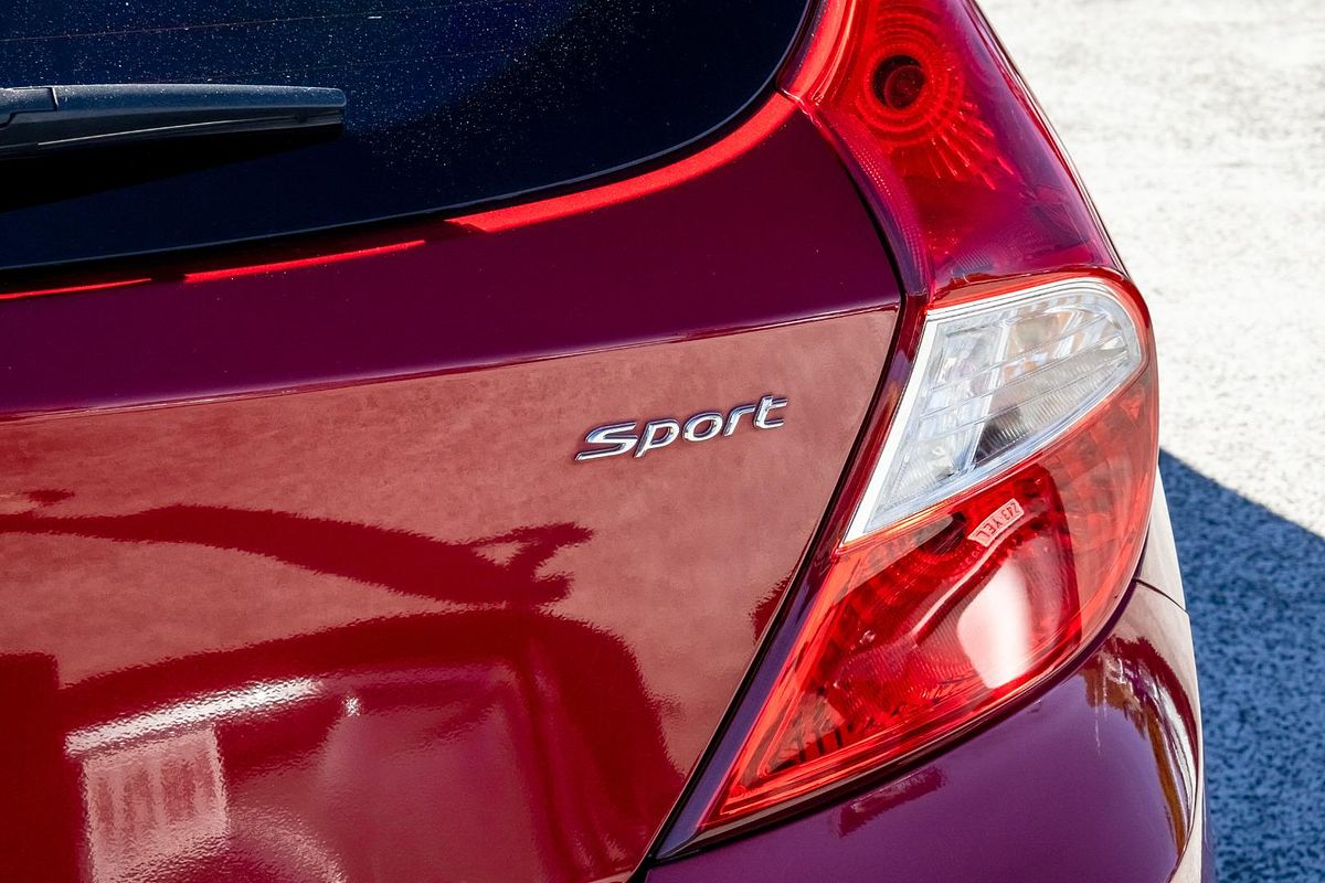 2018 Hyundai Accent Sport RB6