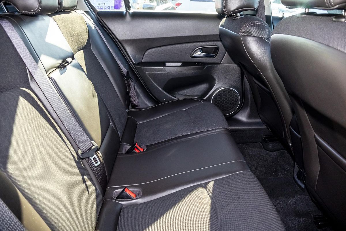 2013 Holden Cruze SRi JH Series II