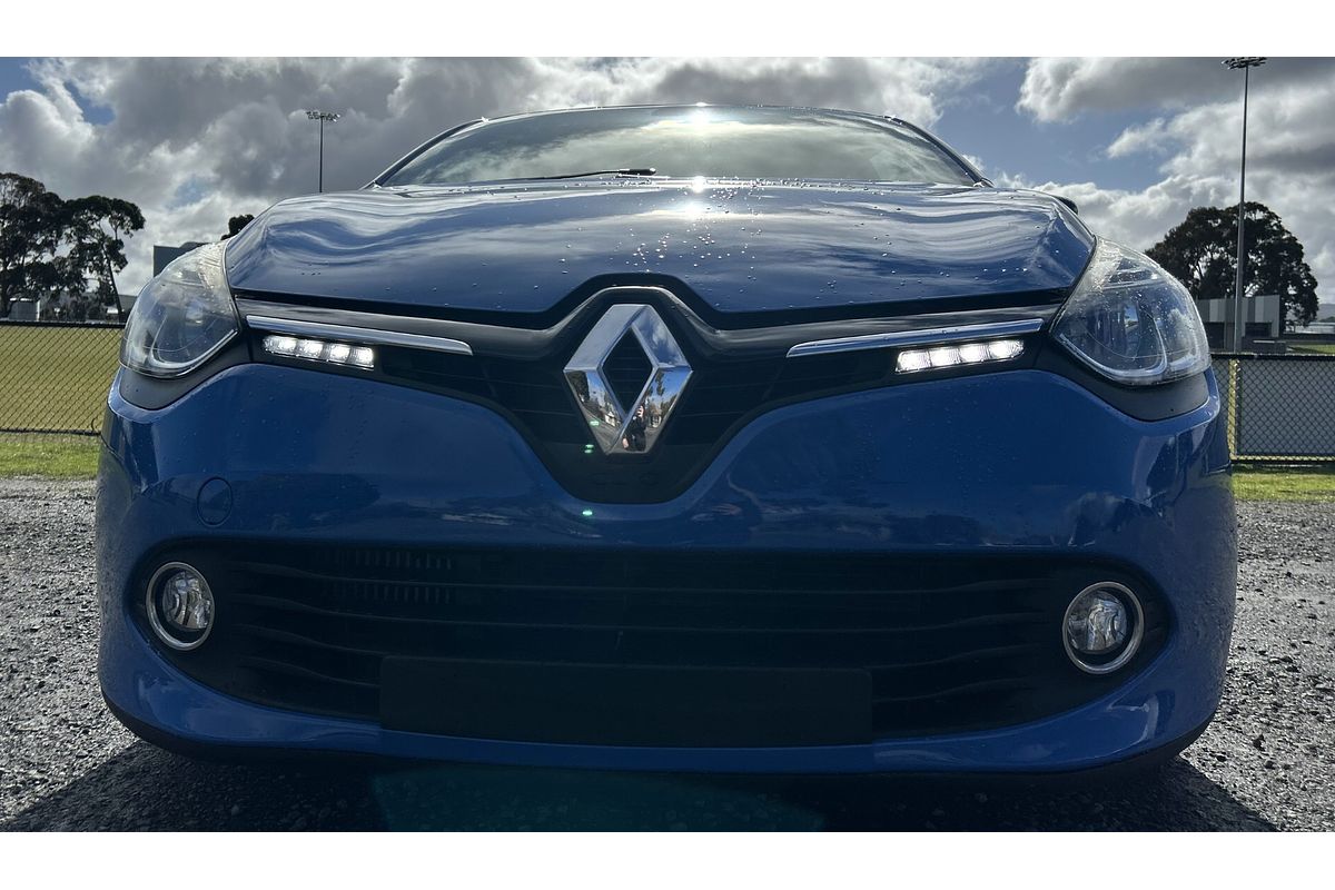 2015 Renault Clio Expression IV B98