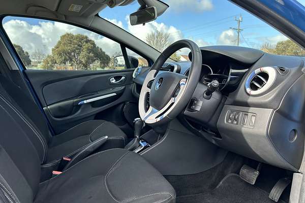 2015 Renault Clio Expression IV B98
