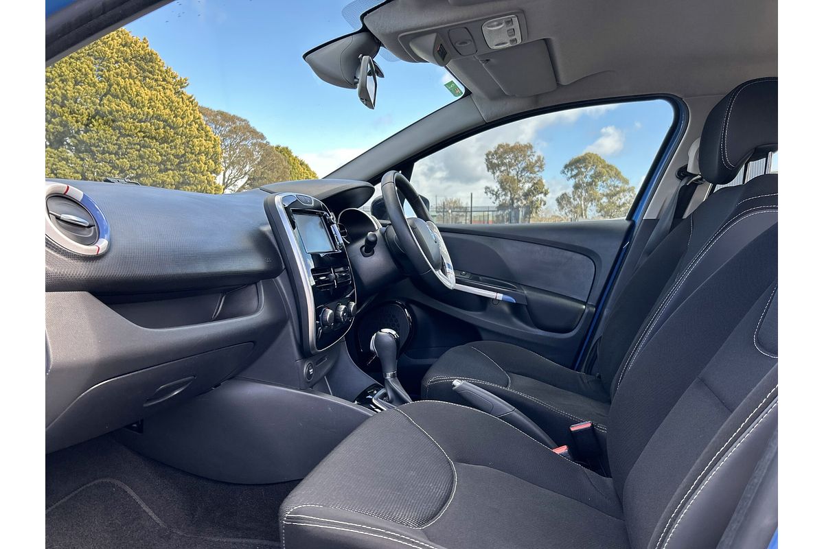 2015 Renault Clio Expression IV B98