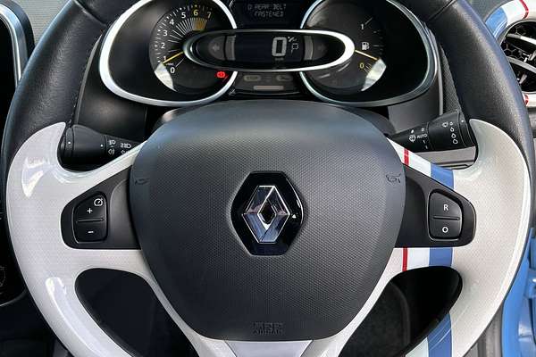 2015 Renault Clio Expression IV B98