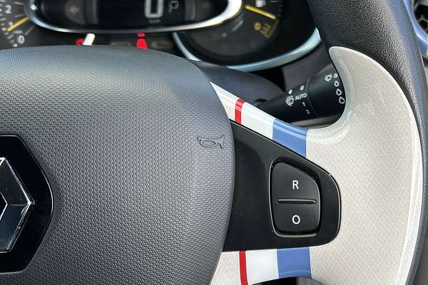 2015 Renault Clio Expression IV B98