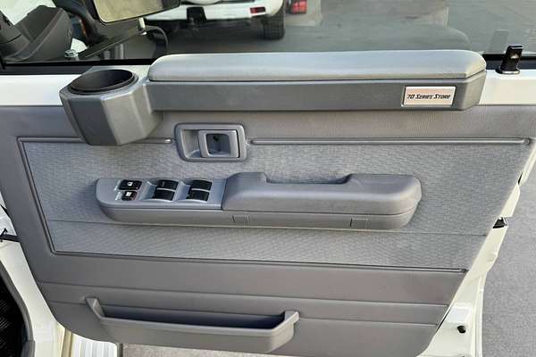 2024 Toyota Landcruiser GXL VDJL79R