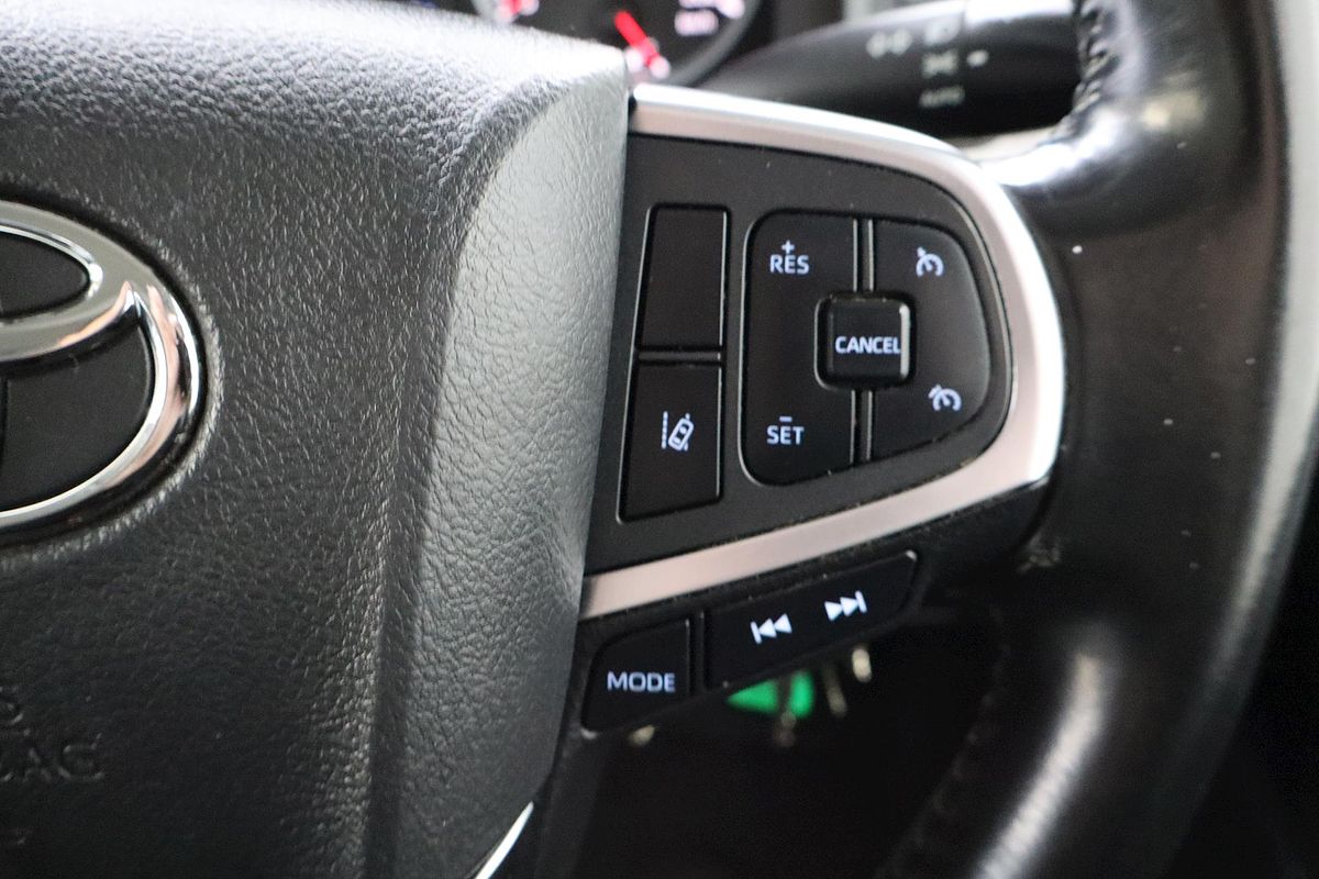 2021 Toyota Hiace GDH300R LWB
