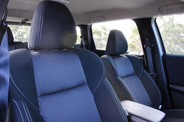 2023 Mitsubishi Outlander PHEV ES ZM