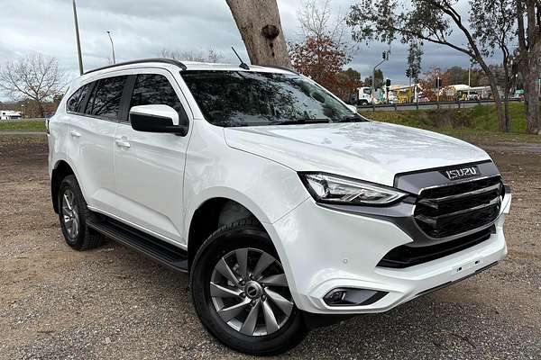 2023 Isuzu MU-X LS-U