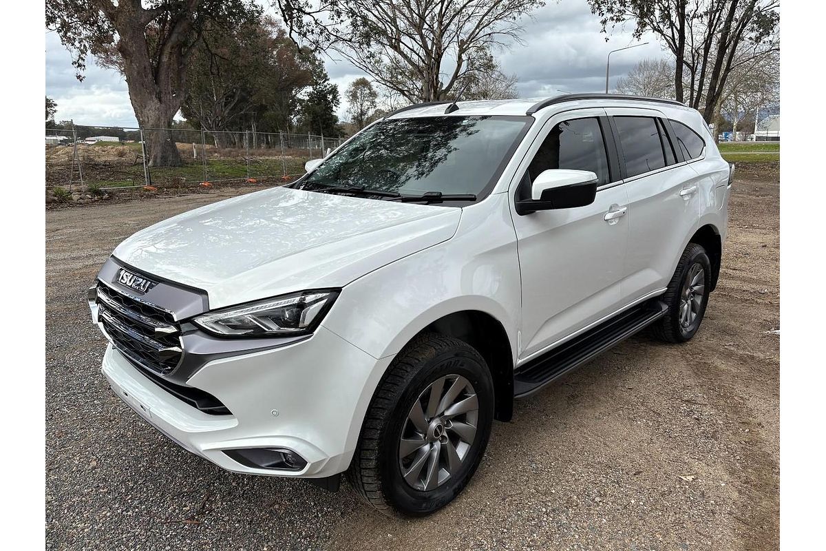 2023 Isuzu MU-X LS-U