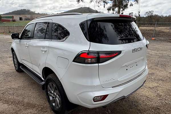 2023 Isuzu MU-X LS-U
