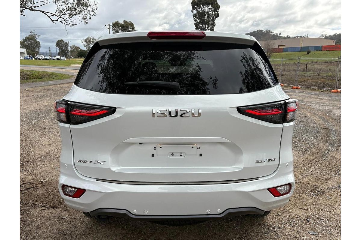 2023 Isuzu MU-X LS-U