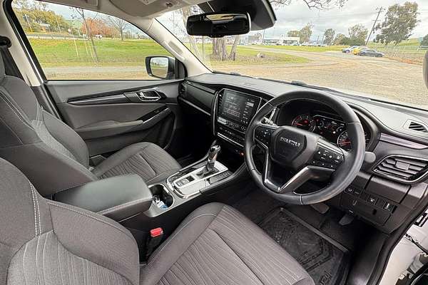 2023 Isuzu MU-X LS-U